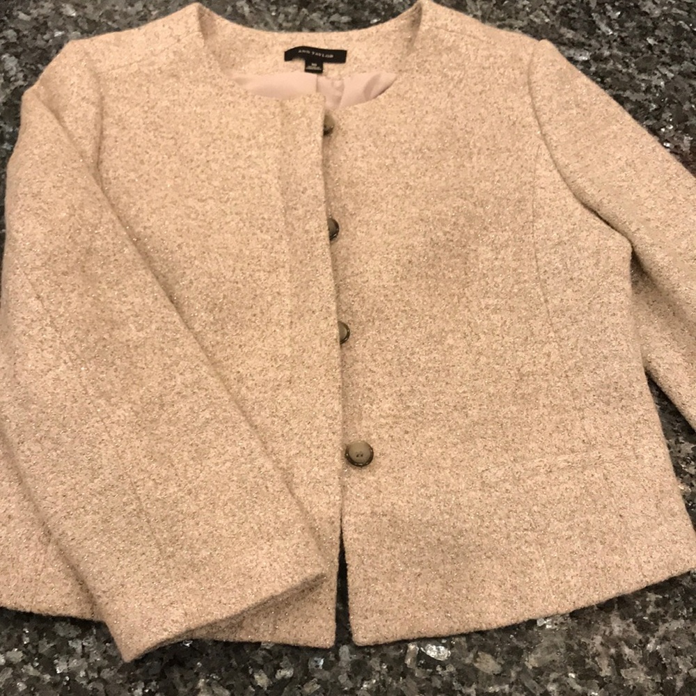 ANN TAYLOR BUSINESS/PLAY COAT.